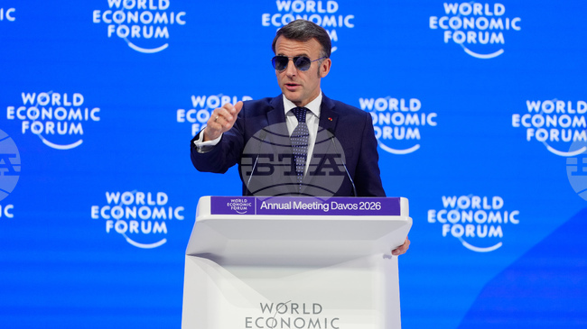 Макрон заяви в Давос, че предпочита "уважение пред грубата сила"