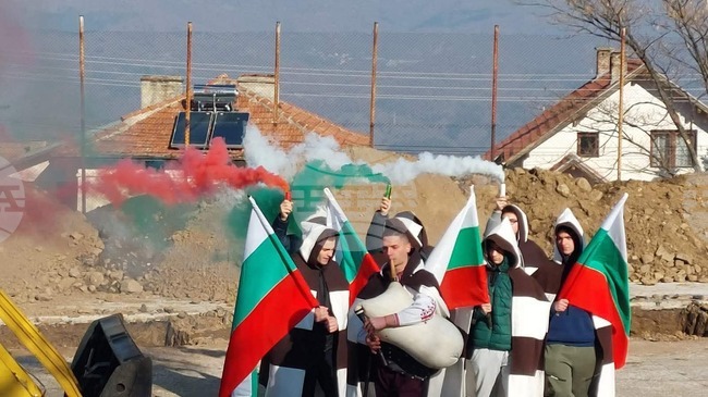 Започна строителството на физкултурен салон към СУ „Васил Левски“ в село Коларово