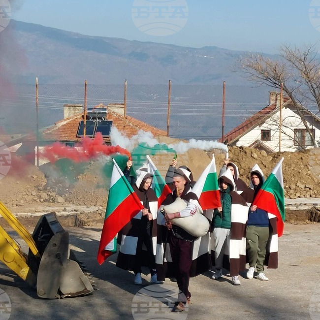 Започна строителството на физкултурен салон към СУ „Васил Левски“ в село Коларово