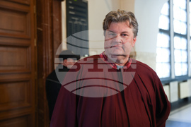 Съдебна палата - мярка за неотклонение - обир на инкасо автомобил