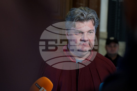 Съдебна палата - мярка за неотклонение - обир на инкасо автомобил