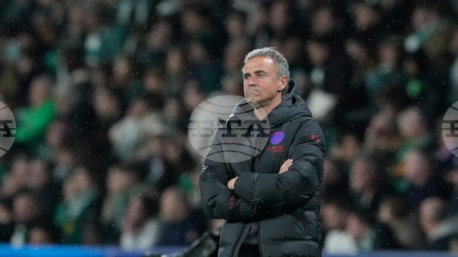 "Около Пари Сен Жермен винаги се шуми много и приемам това", заяви Луис Енрике след критиките на Усман Дембеле