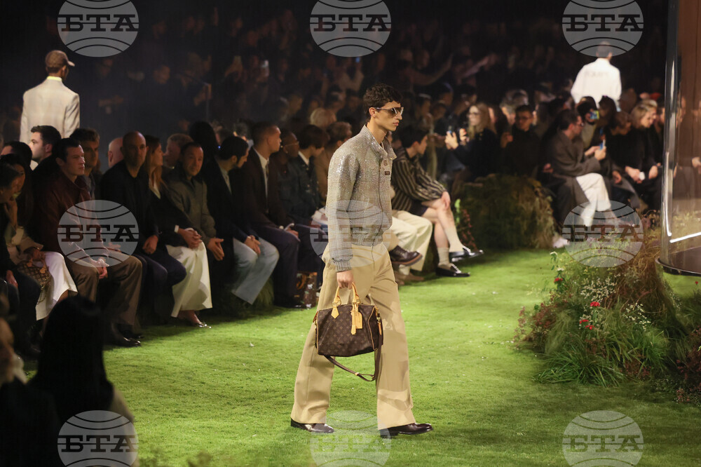 France Fashion Louis Vuitton F/W 26/27