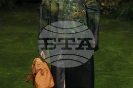 France Fashion Louis Vuitton F/W 26/27