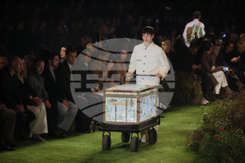 France Fashion Louis Vuitton F/W 26/27