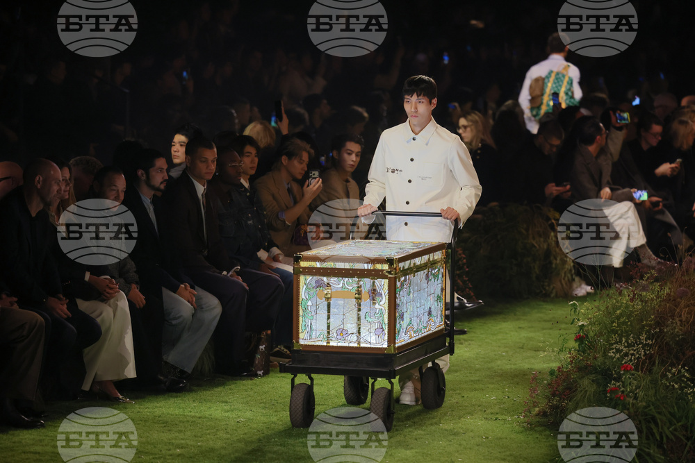 France Fashion Louis Vuitton F/W 26/27