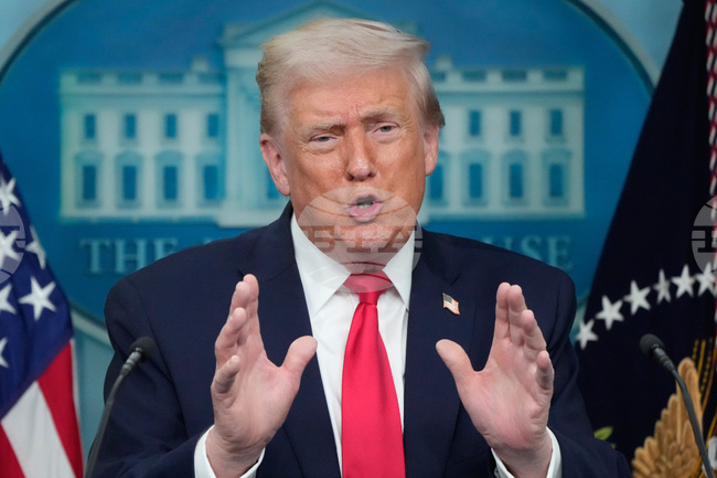 Тръмп за Гренландия: Ще измислим нещо, което да направи и САЩ, и НАТО "много доволни"