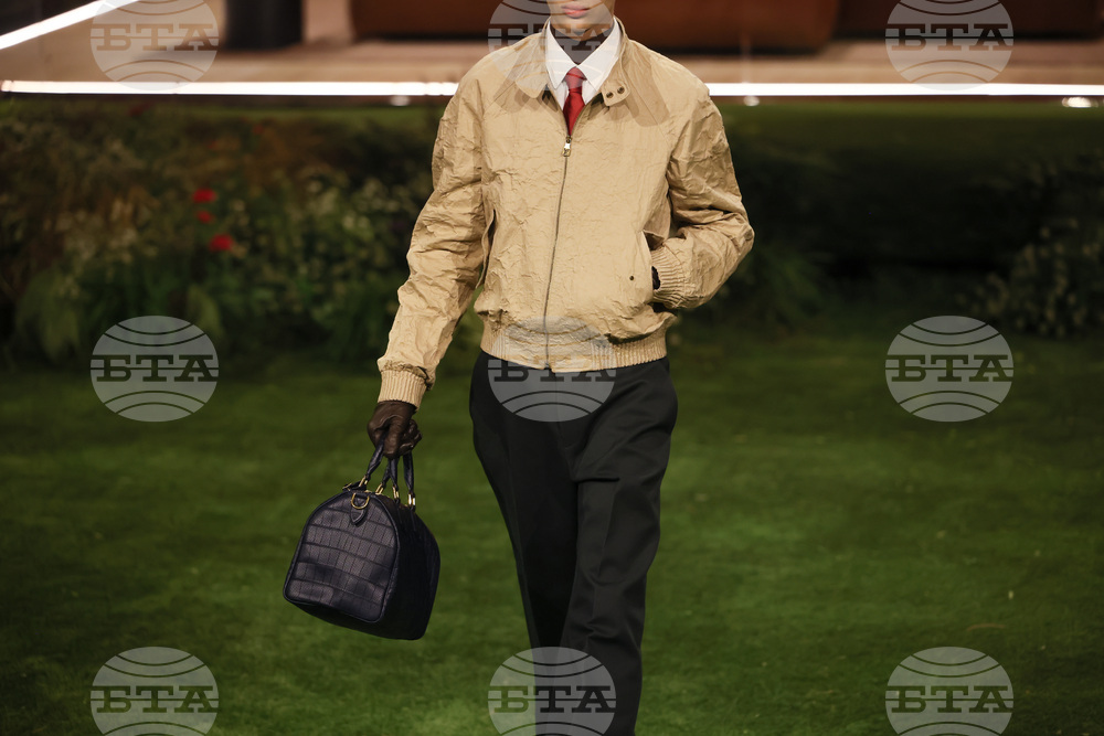 France Fashion Louis Vuitton F/W 26/27