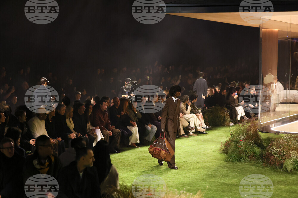 France Fashion Louis Vuitton F/W 26/27