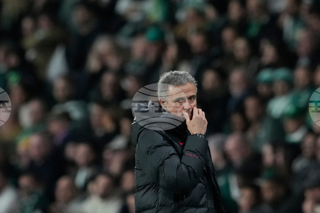 Футболът е шибан спорт, оплака се Луис Енрике след загубата на ПСЖ от Спортинг Лисабон