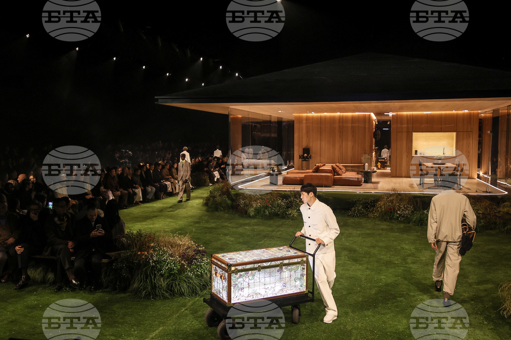 France Fashion Louis Vuitton F/W 26/27