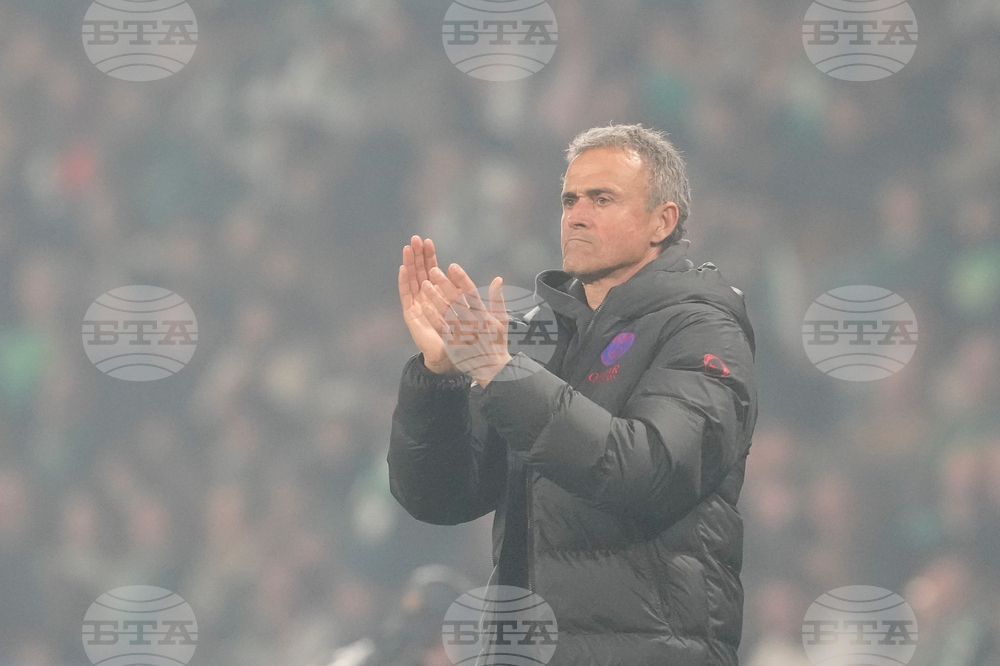 Луис Енрике призна, че Пари Сен Жермен може да привлече още талантливи млади играчи до края на трансферния прозорец