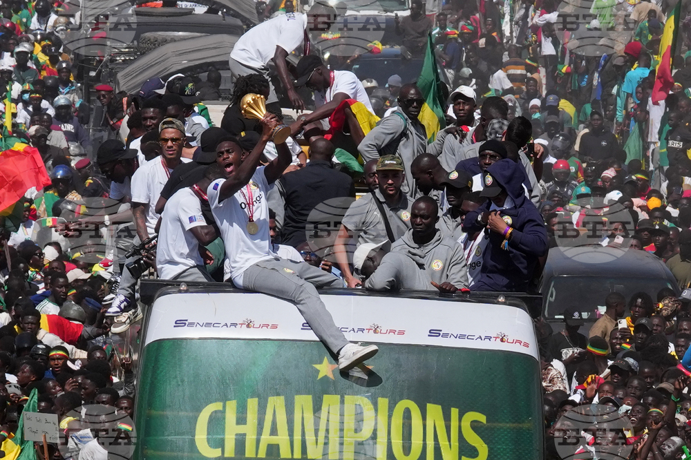 Феновете на Сенегал ще събират пари за глобата на Пап Тиау