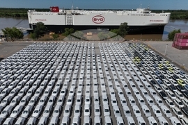 APTOPIX Argentina China Cars