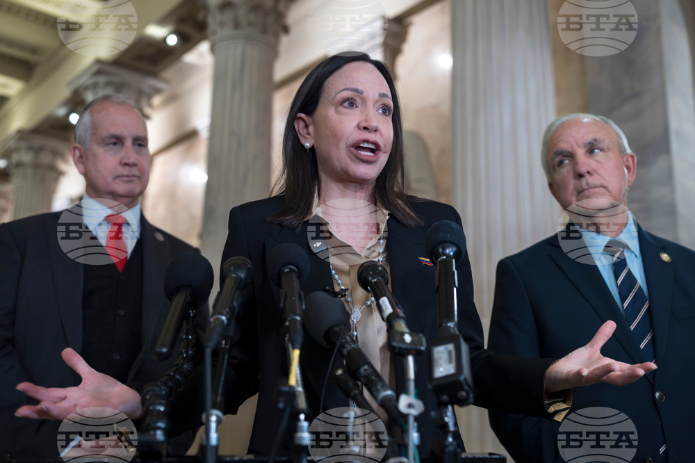 Венецуелската опозиционерка Мачадо е твърдо решена да се върне във Венецуела въпреки ареста на един от съмишлениците й