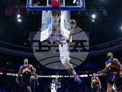 Suns 76ers Basketball
