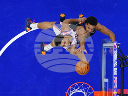 Suns 76ers Basketball