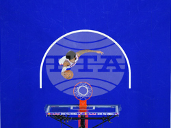 Suns 76ers Basketball