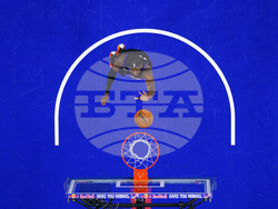 Suns 76ers Basketball