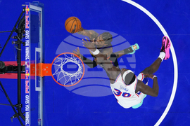 Suns 76ers Basketball