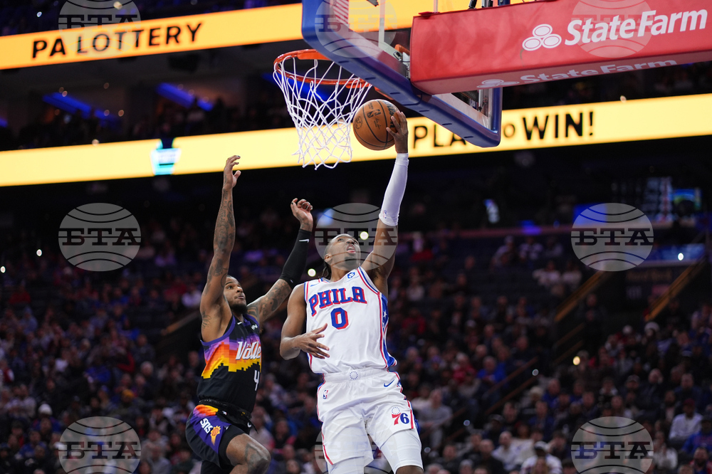 Suns 76ers Basketball