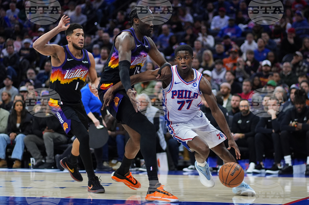 Suns 76ers Basketball