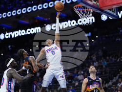 Suns 76ers Basketball