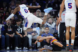 Suns 76ers Basketball