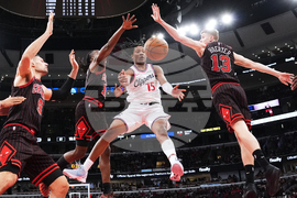 APTOPIX Clippers Bulls Basketball