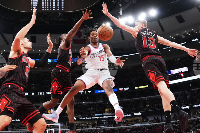 APTOPIX Clippers Bulls Basketball