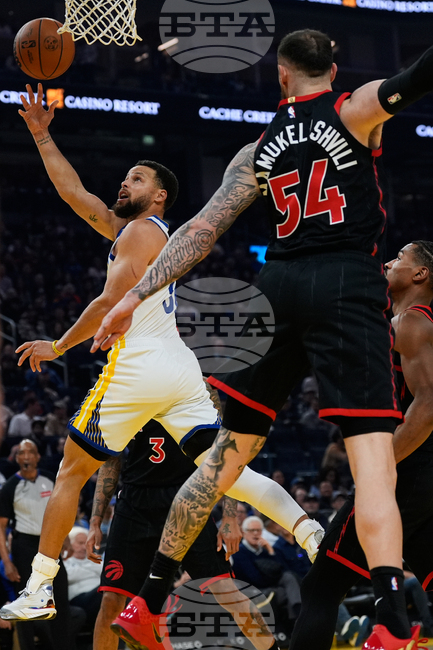 Raptors Warriors Basketball