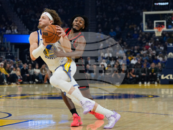 Raptors Warriors Basketball