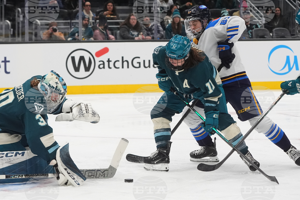 PWHL Sceptres Torrent Hockey