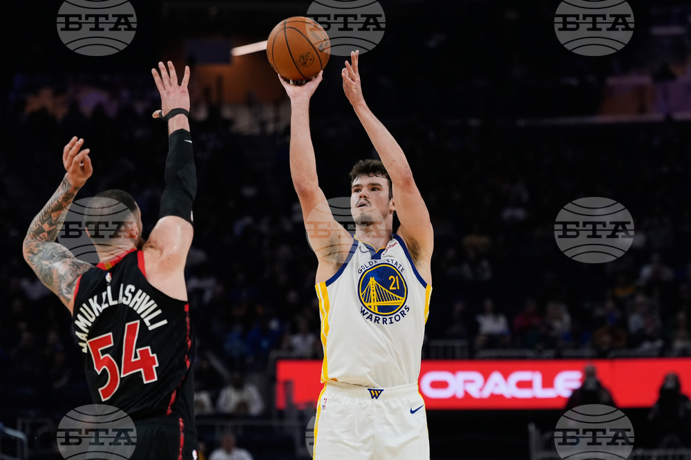 Raptors Warriors Basketball