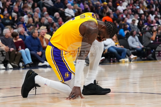 Баскетболистът на Лос Анджелис Лейкърс Деандре Айтън е бил арестуван с марихуана на Бахамските острови