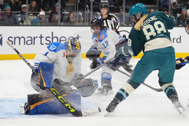 PWHL Sceptres Torrent Hockey