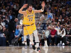 Lakers Nuggets Basketball