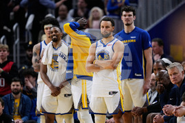 Raptors Warriors Basketball