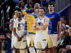 Raptors Warriors Basketball