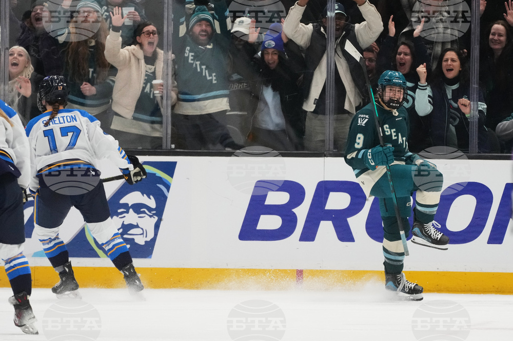 PWHL Sceptres Torrent Hockey