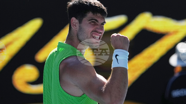 Карлос Алкарас и Даниил Медведев се класираха за третия кръг на Откритото първенство на Австралия по тенис