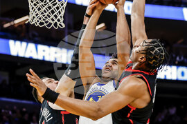 Raptors Warriors Basketball