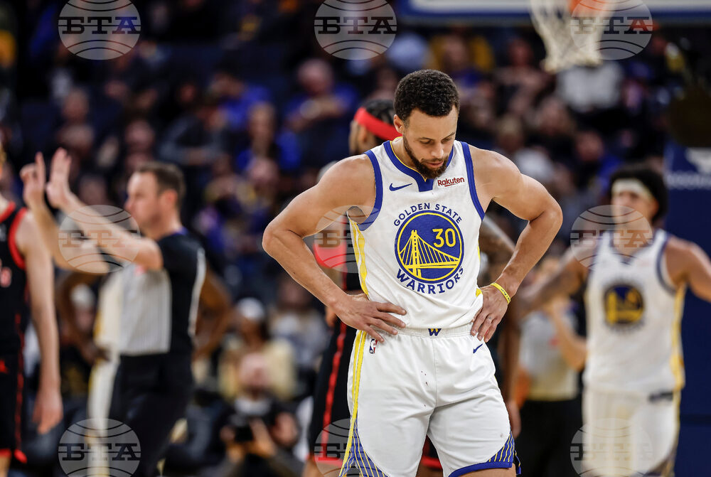 Raptors Warriors Basketball