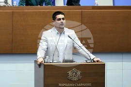 Народно събрание - заседание - Радостин Василев