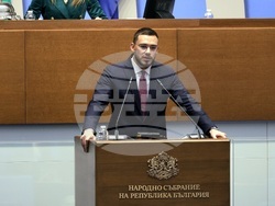Народно събрание - заседание - Георги Кръстев