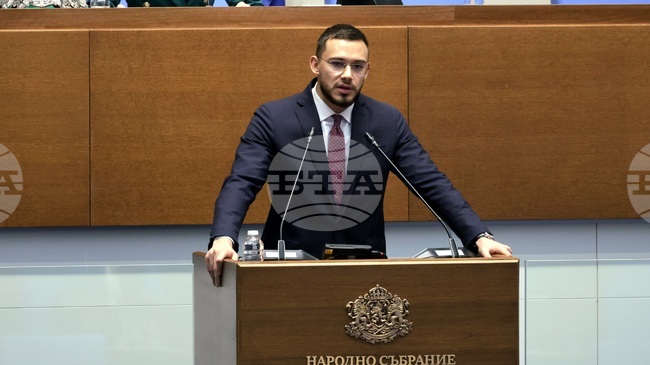 Днес е ден за паметници, но трябва и да е ден за безпощадна ревизия, заявиха от ГЕРБ-СДС в декларация по повод 153 години от гибелта на Левски 