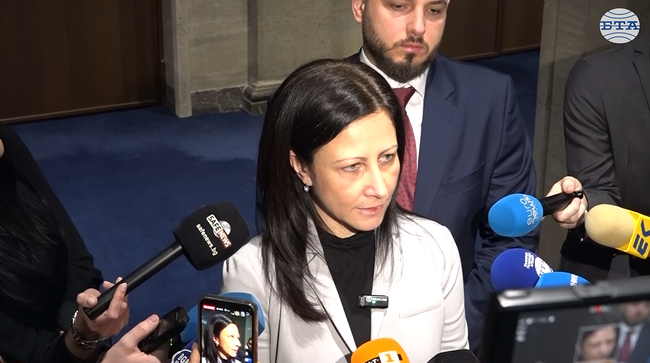 Имаме нов Изборен кодекс без автор и сканиращи устройства, които никой не е виждал, заяви Цвета Рангелова от „Възраждане“