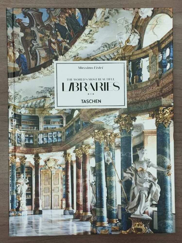 Луксозно световно издание, посветено на библиотеките по света, постъпи като дарение в Регионална библиотека „Сава Доброплодни“ в Сливен 