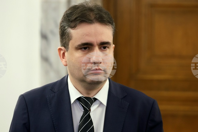 Yes, Bulgaria's Bozhanov: Majority in Legal Affairs Committee Carried Out Attack on Election Code