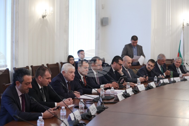 Народно събрание - Комисия по икономическа политика и иновации - заседание